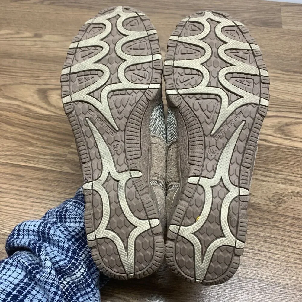 Skechers Women's Endeavor-Venturer Taupe Fashion Sneaker - Size 11‎